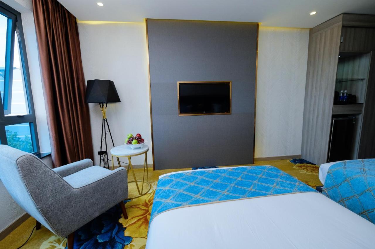 Diamond Hotel Thu Dau Mot Bagian luar foto
